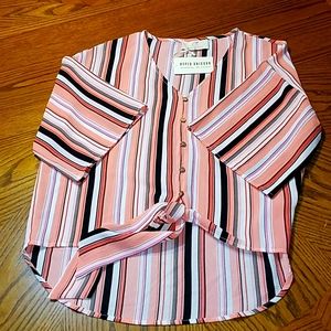 Trendy Hi/Lo blouse